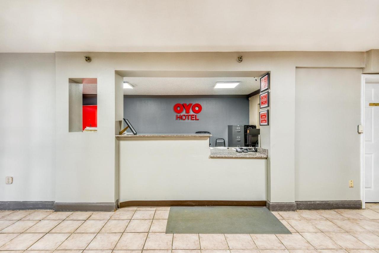 Oyo Hotel Jackson Fairgrounds I-55 Buitenkant foto