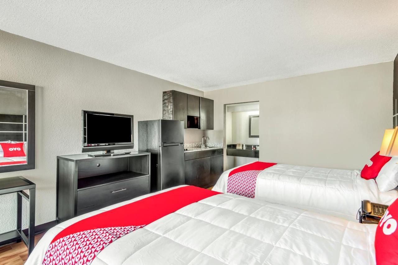 Oyo Hotel Jackson Fairgrounds I-55 Buitenkant foto