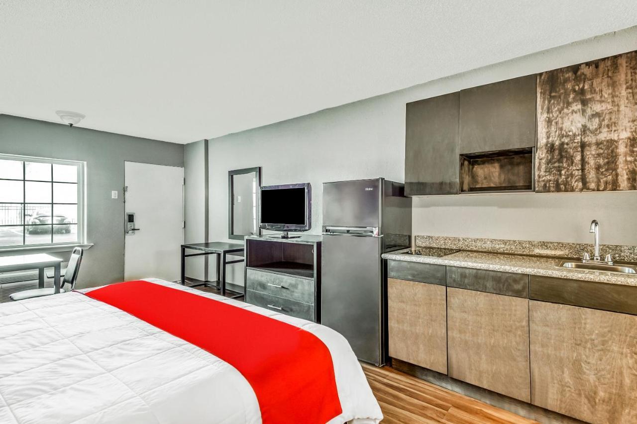 Oyo Hotel Jackson Fairgrounds I-55 Buitenkant foto